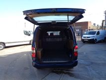 Toyota HiAce 2.5 280 D-4D RWD L1 H1 4dr - 2136 - 8