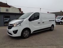 Vauxhall Vivaro 1.6 CDTi 2900 Sportive L2 H1 Euro 6 5dr - 2133 - 4