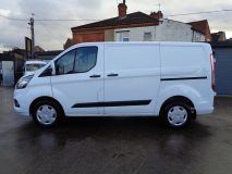 Ford Transit Custom 2.0 320 EcoBlue Trend L1 H1 Euro 6 (s/s) 5dr - 2174 - 7